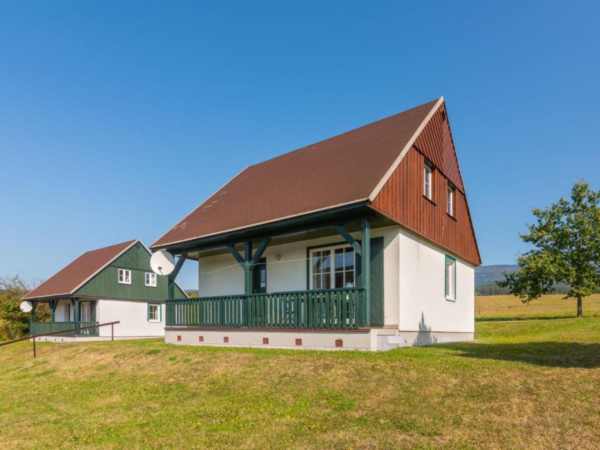 Holiday Home Holiday Hill 58 By Interhome Cista  エクステリア 写真
