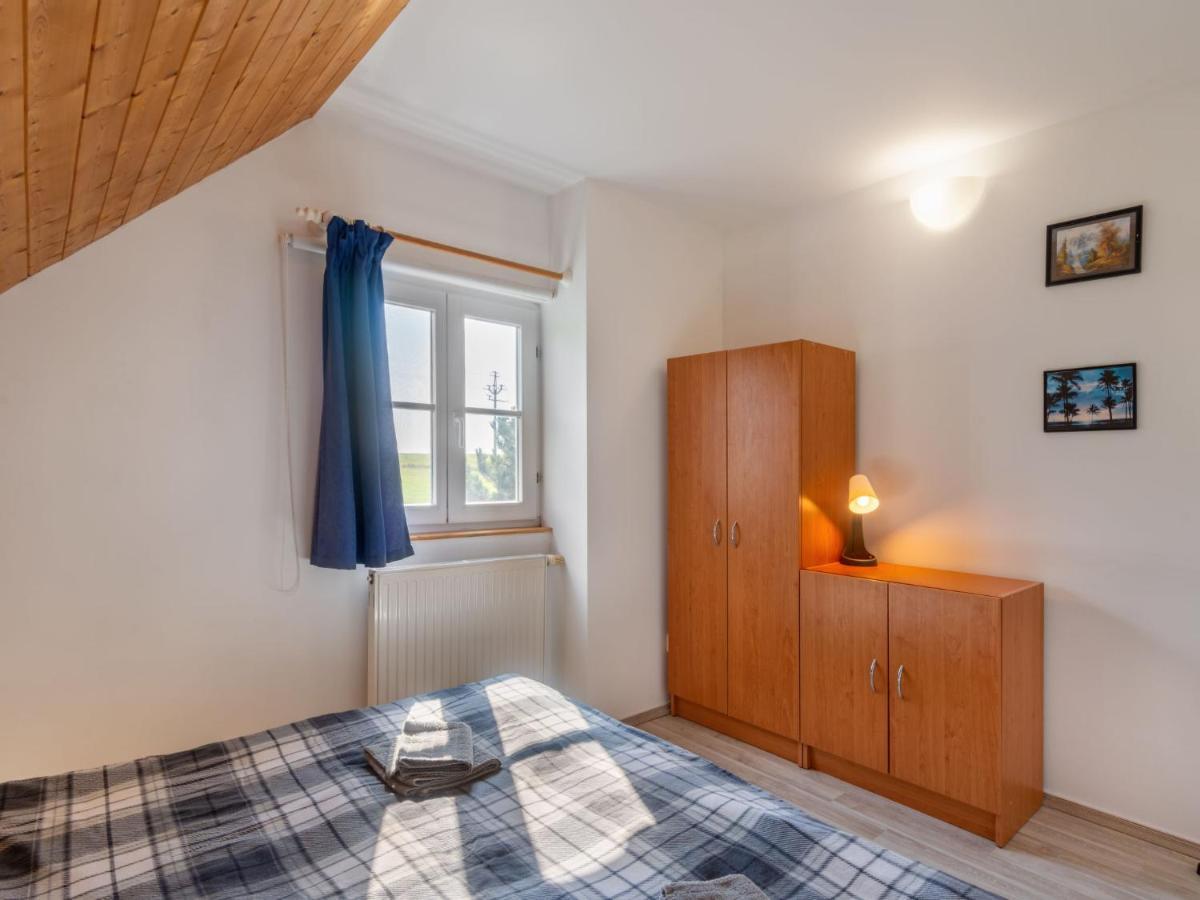 Holiday Home Holiday Hill 58 By Interhome Cista  エクステリア 写真