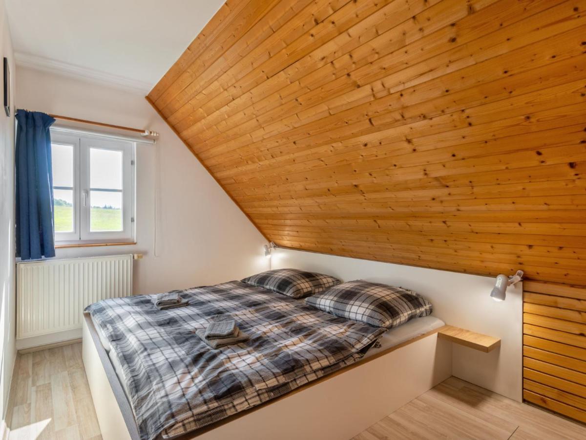 Holiday Home Holiday Hill 58 By Interhome Cista  エクステリア 写真